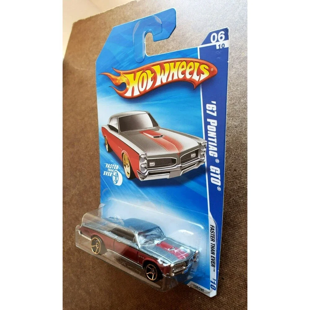 2010 Hot Wheels '67 PONTIAC GTO Dark GRAY/RED FASTER THAN EVER SERIES #6/10 1:64